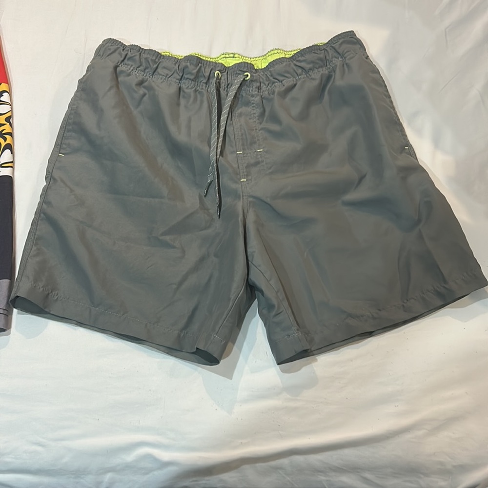 Bathing suit bundle - Picture 3 of 3